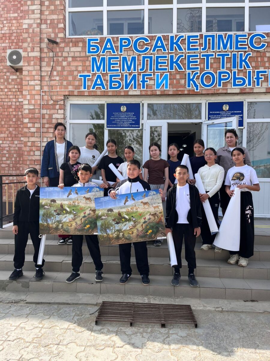 В Аральском районе прошли работы по озеленению ко Дню всеказахстанской посадки деревьев