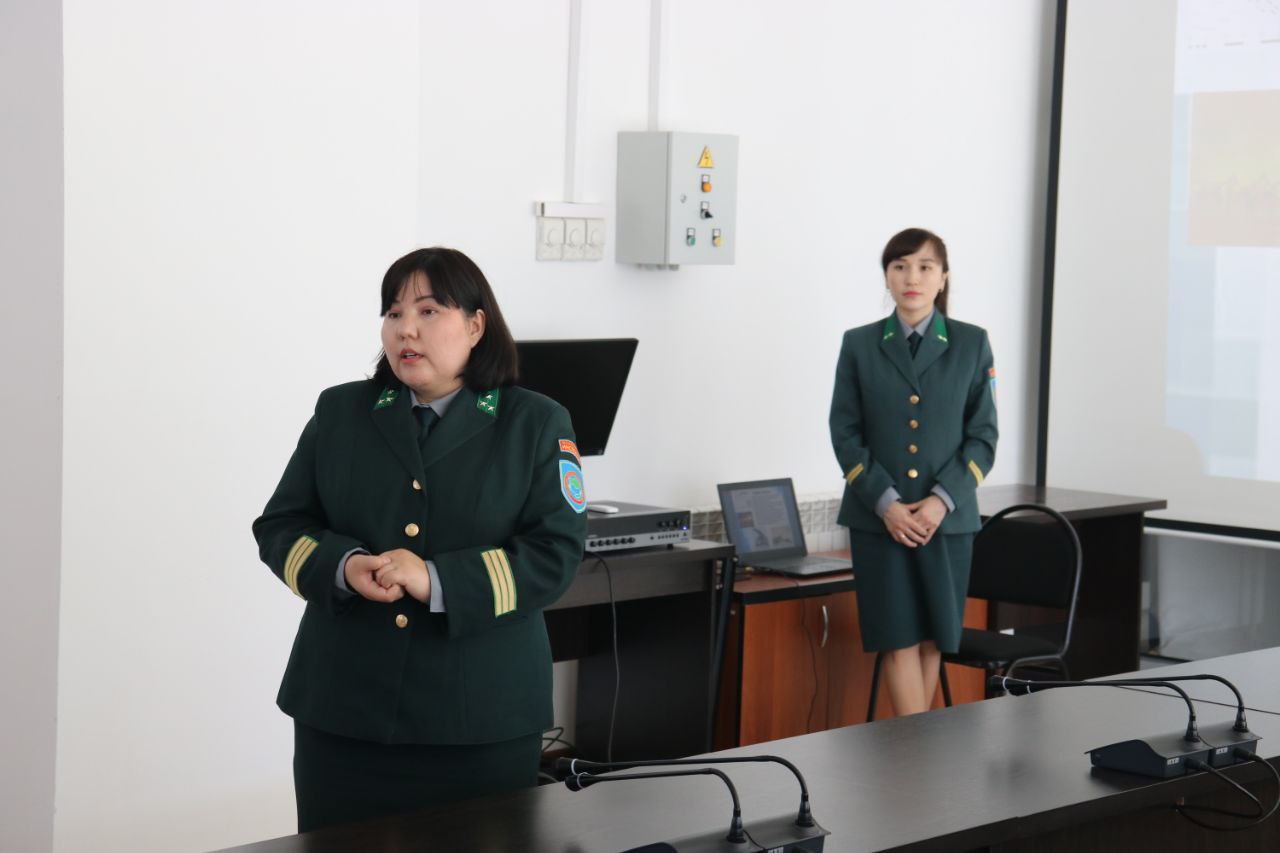ОБЛЫСТЫҚ ЖАСТАР РЕСУРСТЫҚ ОРТАЛЫҒЫНДА СТУДЕНТТЕРІМЕН КЕЗДЕСУ