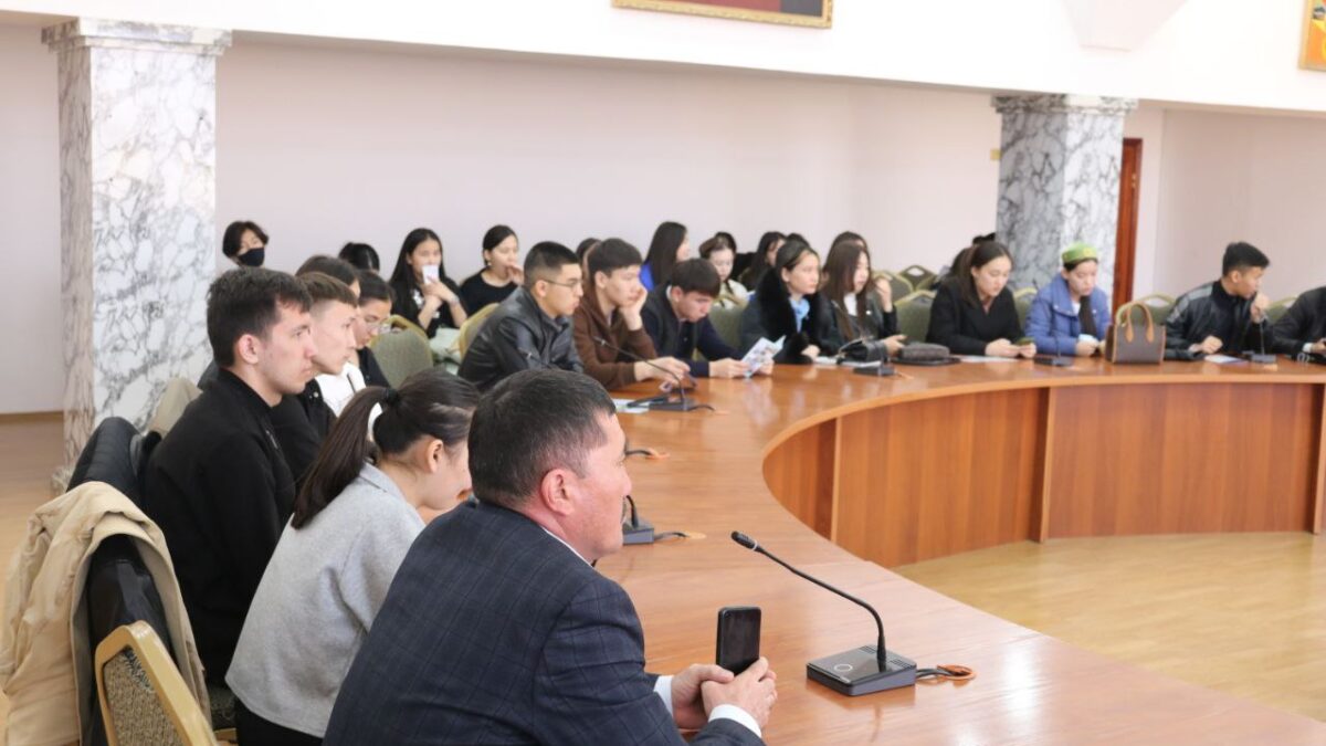 ҚОРҚЫТ - АТА АТЫНДАҒЫ ҚМУ СТУДЕНТТЕРІМЕН КЕЗДЕСУ