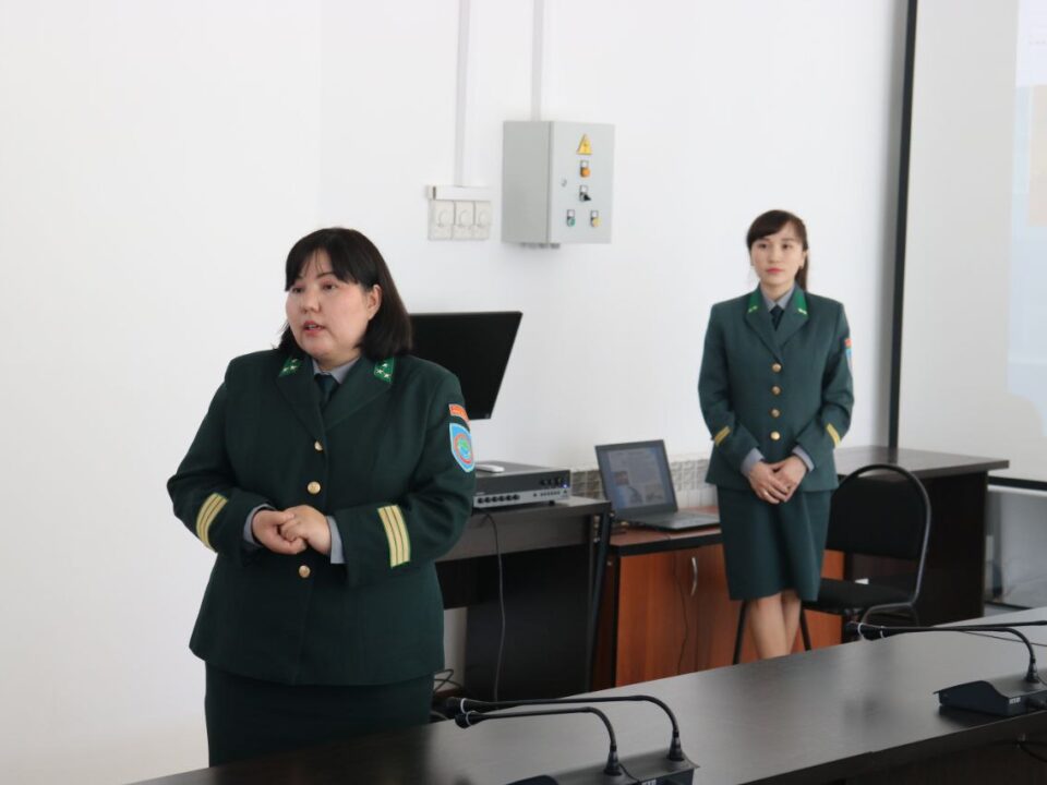ОБЛЫСТЫҚ ЖАСТАР РЕСУРСТЫҚ ОРТАЛЫҒЫНДА СТУДЕНТТЕРІМЕН КЕЗДЕСУ