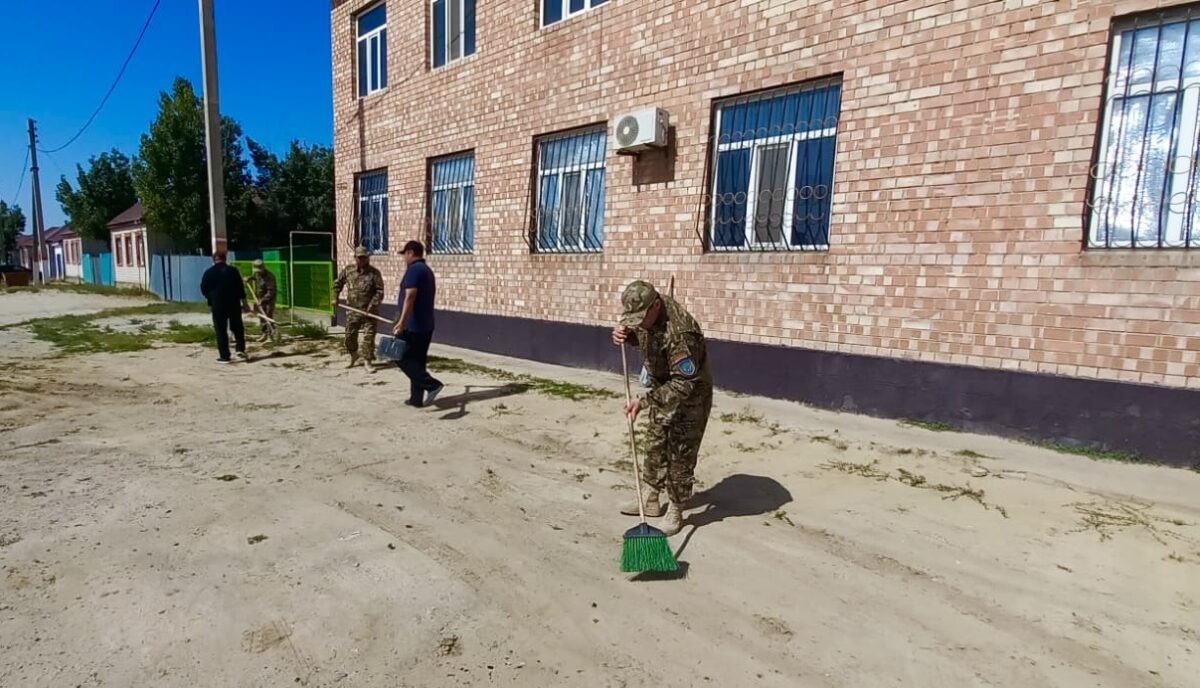 «Таза Қазахстан»: в Аральском районе прошёл масштабный субботник