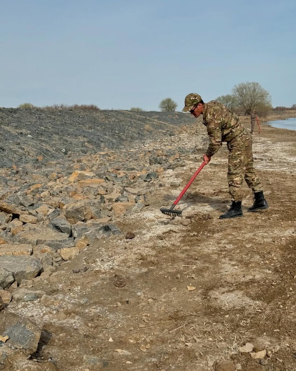 Республикалық “Тазаlike” іс шарасының жол картасы және «Парктер шеруі - 2025» табиғат қорғау акциясы аясында “Таза жағалау” экологиялық іс - шарасы өткізілді