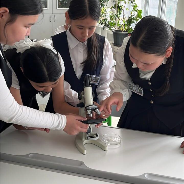 "Bio-кросс квест": 7-сыныптар арасында "Жас экологтар" сайысы өтті