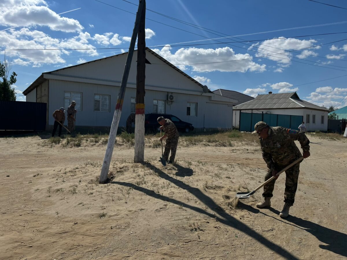 В рамках акции «Таза Қазақстан» были проведены мероприятия по уборке территории
